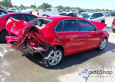 2007 Volkswagen Jetta 2.5 из США, поврежденный, VIN 3VWDF71KX7M106033